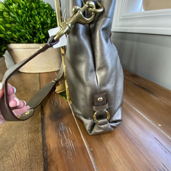 Coach NWT Ashley Carryall in Metallic Steel Pewter/Silver - Picture 12 of 15
